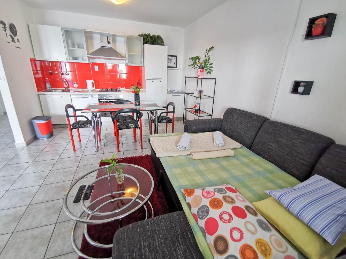 Turina Apartments Makarska Dış mekan fotoğraf